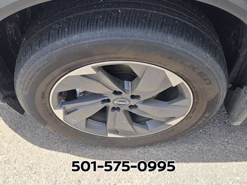 Used 2026 Nissan Rogue SV FWD image 7