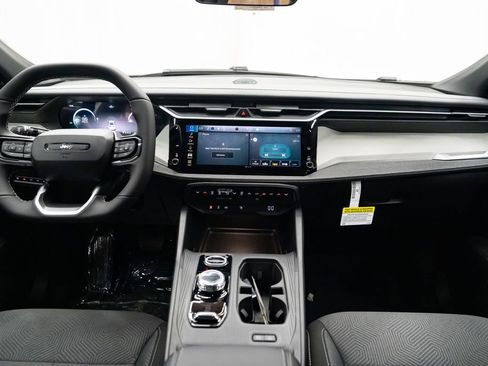 New 2026 Jeep Cherokee Laredo AWD/4WD image 9