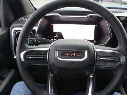 New 2026 GMC Canyon Elevation w/ Convenience Package image 7