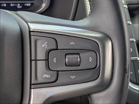 Used 2023 Chevrolet Tahoe Z71 w/ Luxury Package AWD/4WD image 21