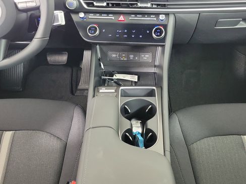 New 2026 Hyundai Sonata SEL AWD/4WD image 10
