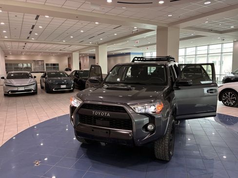 Used 2022 Toyota 4Runner TRD Pro image 11