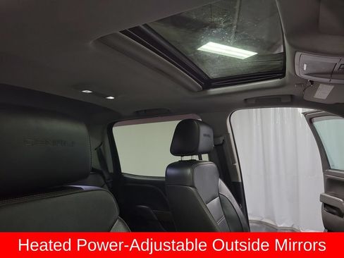 Used 2019 GMC Sierra 2500 Denali w/ Duramax Plus Package AWD/4WD image 34