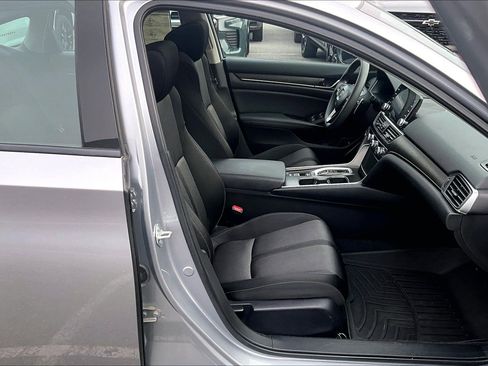 Used 2021 Honda Accord EX image 7