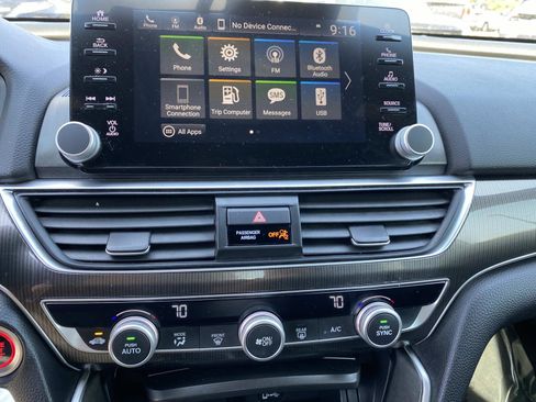 Used 2019 Honda Accord Sport image 10