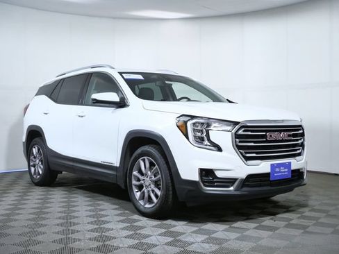 Used 2024 GMC Terrain SLT AWD/4WD image 1