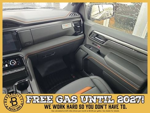New 2026 GMC Sierra 1500 AT4 w/ AT4 Premium Package AWD/4WD image 14