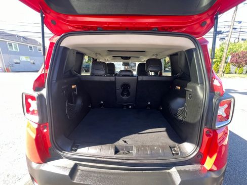 Used 2016 Jeep Renegade Limited AWD/4WD image 10