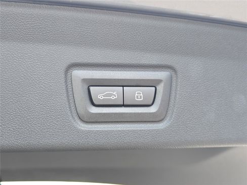 Used 2026 BMW 430i w/ Premium Package RWD image 9