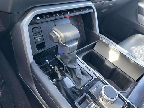 Used 2025 Toyota Tundra Platinum image 44