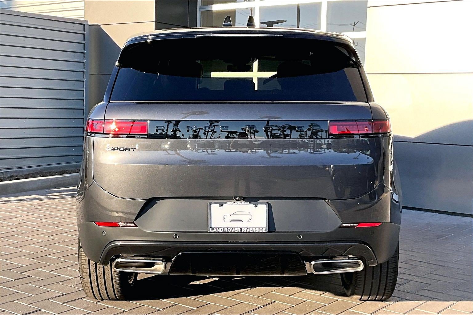 New 2027 Land Rover Range Rover Sport SE AWD/4WD image 4