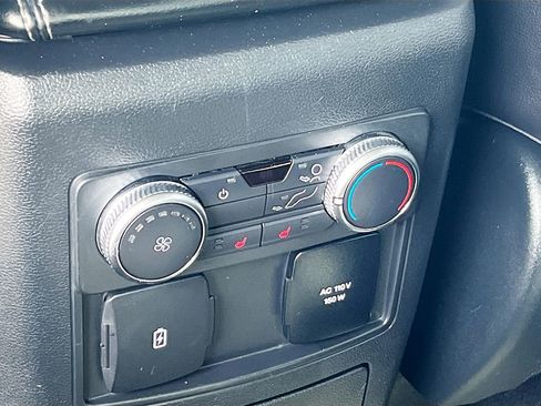 Used 2022 Ford Explorer Limited w/ Equipment Group 301A image 26