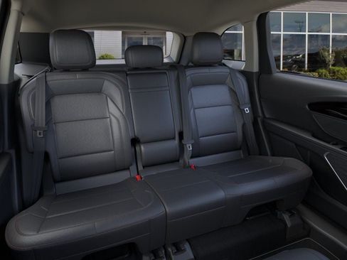 New 2026 Lincoln Nautilus Premier AWD/4WD image 11