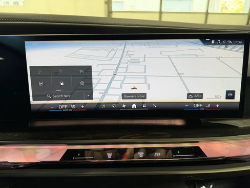 Used 2023 BMW 760i xDrive AWD/4WD image 26