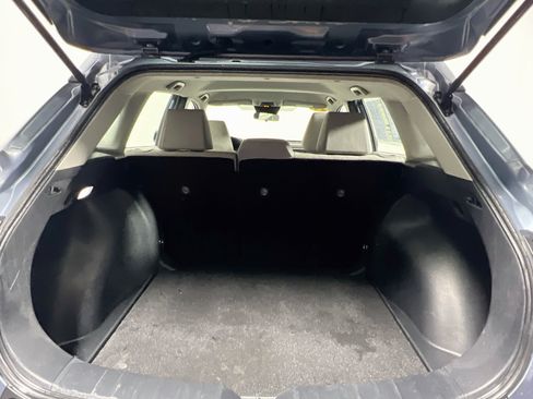 Used 2024 Toyota Corolla Cross L FWD image 32