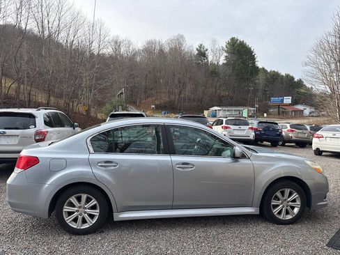 Used 2012 Subaru Legacy 2.5i Premium image 6