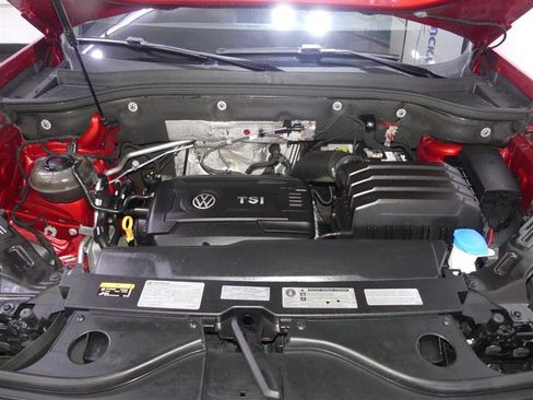 Used 2020 Volkswagen Atlas Cross Sport SE AWD/4WD image 12