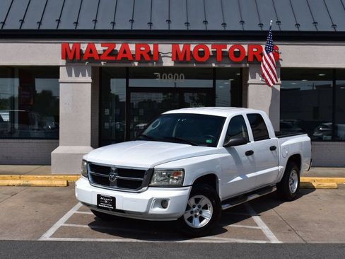 Used 2008 Dodge Dakota SLT RWD image 2