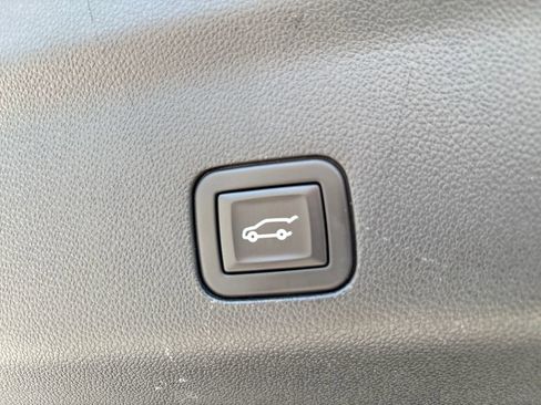 Certified 2024 GMC Yukon Denali RWD image 49