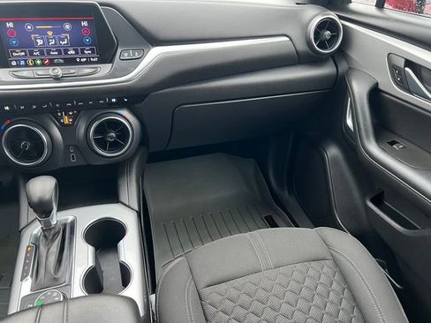 Used 2021 Chevrolet Blazer LT image 31