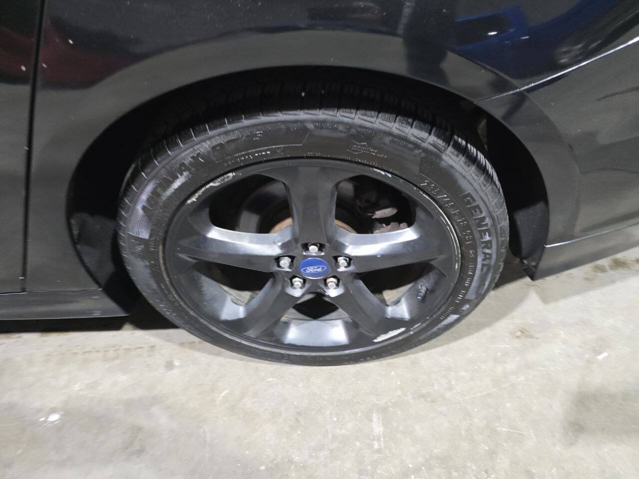 Used 2013 Ford Fusion SE FWD image 21