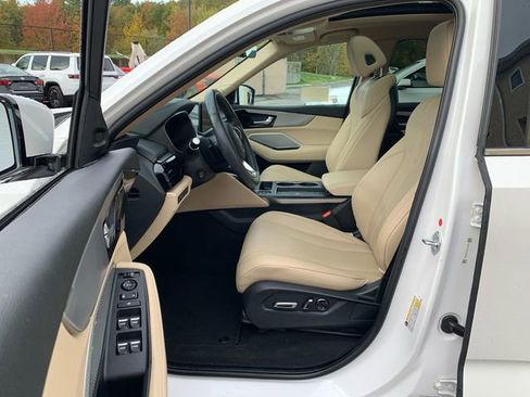 Used 2025 Acura MDX SH-AWD image 32