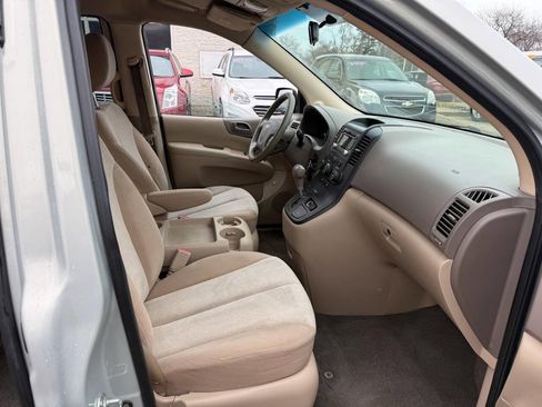 Used 2012 Kia Sedona LX image 15