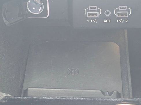 Used 2022 Jeep Wagoneer Series III w/ Premium Group I image 18