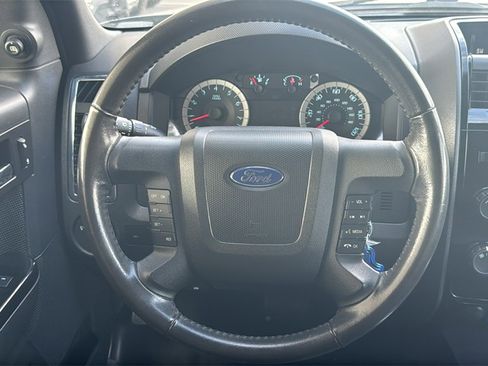 Used 2010 Ford Escape Limited image 10