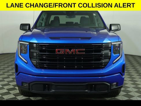Used 2023 GMC Sierra 1500 Elevation w/ X31 Off-Road Package AWD/4WD image 11
