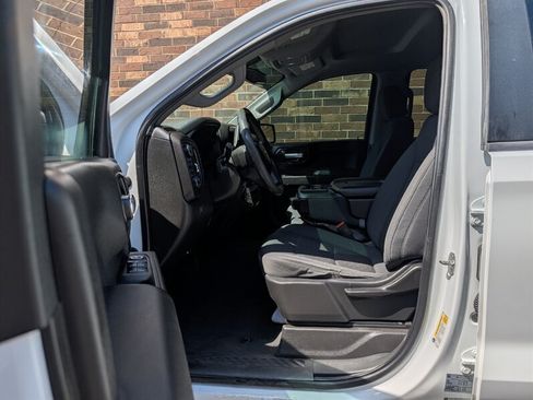 Used 2021 Chevrolet Silverado 1500 Custom w/ LPO, Dark Essentials Package AWD/4WD image 21