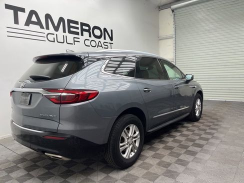 Used 2018 Buick Enclave Essence image 7