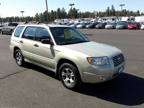 Used 2007 Subaru Forester 2.5X w/ Popular Equipment Group 1G image 7