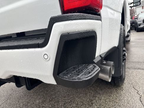 New 2025 Ford F250 XLT w/ Black Appearance Package image 11