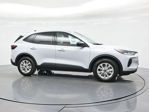 New 2025 Ford Escape Active image 23