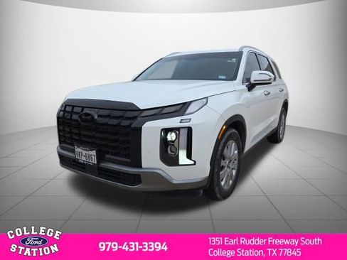 Used 2024 Hyundai Palisade SEL image 2