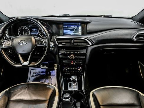 Used 2019 INFINITI QX30 Sport w/ Leather Package image 17