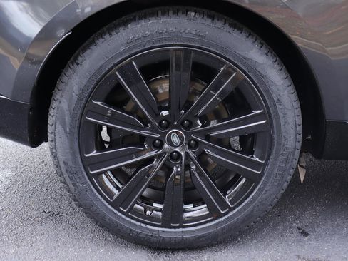 Used 2023 Land Rover Range Rover Long Wheelbase Autobiography image 47