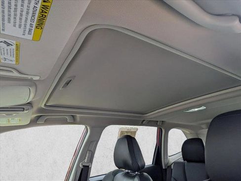 Used 2019 Subaru Forester Touring AWD/4WD image 21