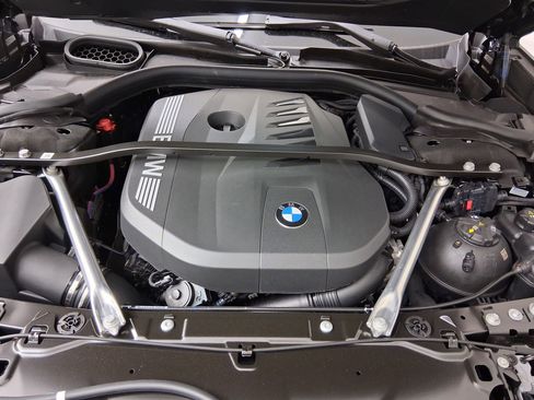 New 2026 BMW 740i w/ Premium Package image 29