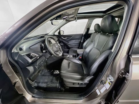 Used 2023 Subaru Forester Touring AWD/4WD image 21