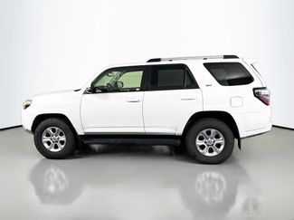 Used 2020 Toyota 4Runner SR5 Premium w/ Moonroof Package video 4