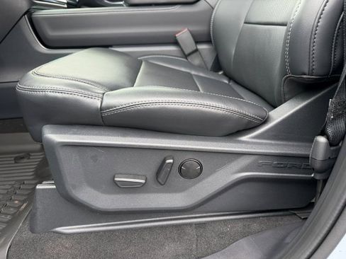 New 2026 Ford Expedition Platinum image 15