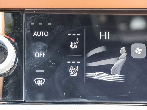 Used 2026 Genesis GV70 2.5T Advanced image 33