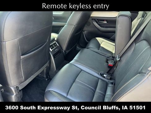 Used 2024 MAZDA CX-90 3.3 Turbo w/ Preferred Plus AWD/4WD image 15