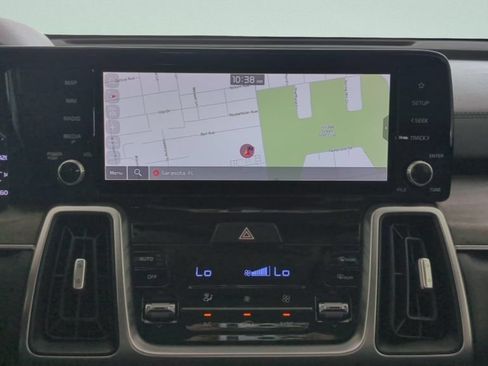Used 2022 Kia Sorento EX FWD image 14