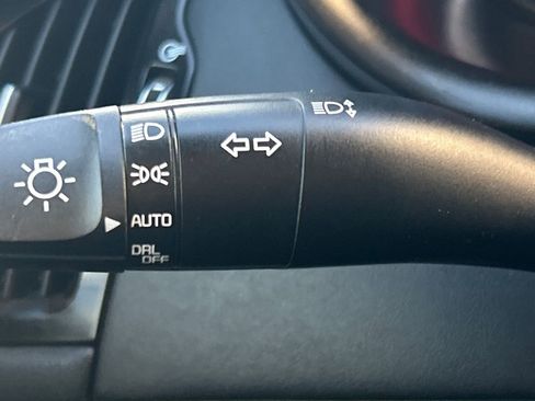 Used 2018 Kia Stinger GT2 image 23