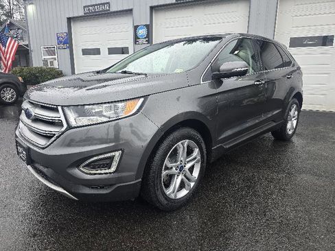 Used 2017 Ford Edge Titanium image 1