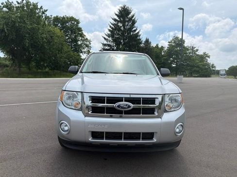 Used 2011 Ford Escape XLT w/ 201A Rapid Spec Order Code AWD/4WD image 8