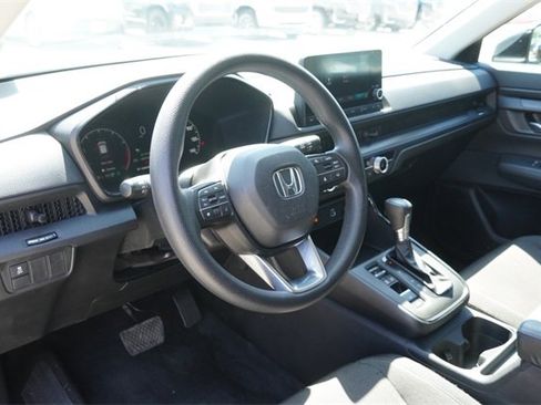 Used 2024 Honda CR-V LX image 17